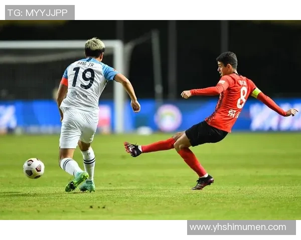 上海足球队防反战术解析:从细节看球队制胜之道